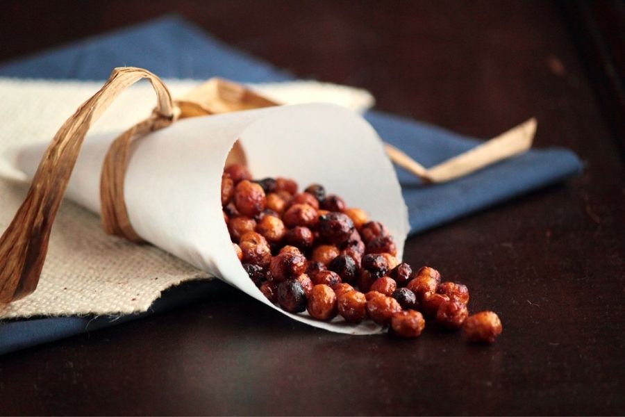 Toasted Chickpeas With Honey And Cinnamon