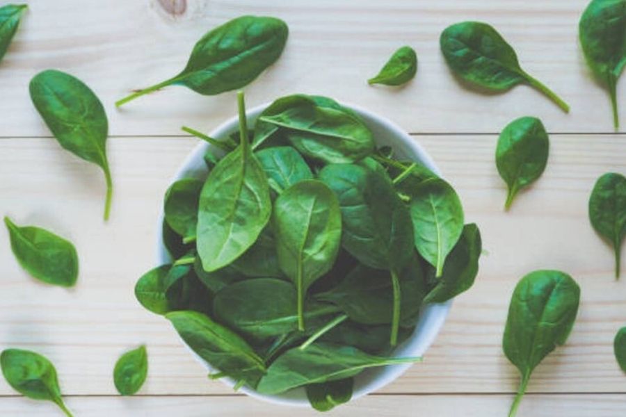 Benefits Of Raw Spinach