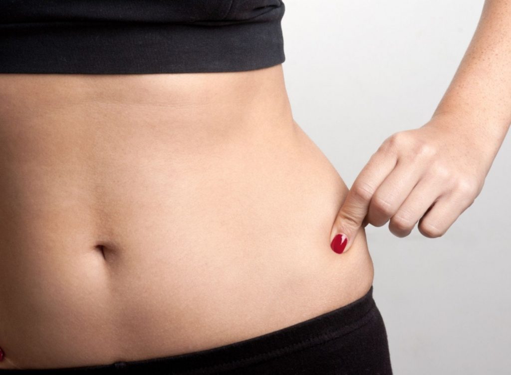 8 Simple Exercises To Get Rid Of Love Handles