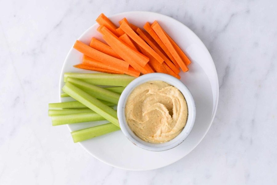 Veggies And Hummus Dip