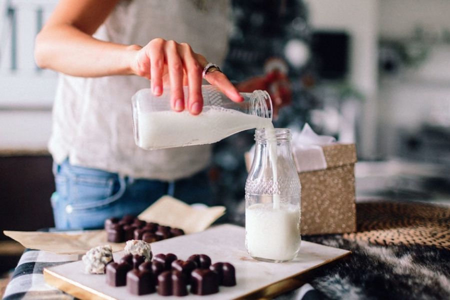 Milk Enriches Teeth And Bone Health In Adults