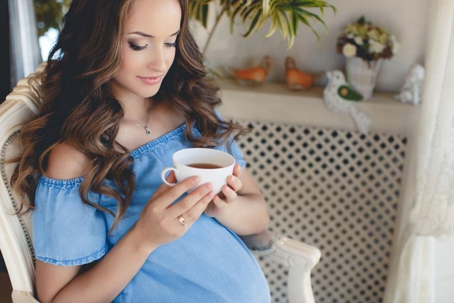 Drinking Coffee, Tea, Or Soft Drinks During Pregnancy.