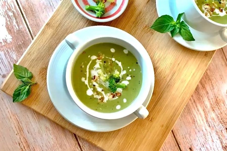 Broccoli Walnut Soup