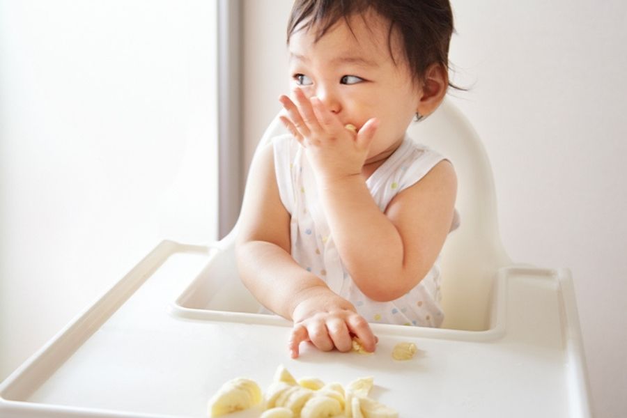 Role Of Fruits In Weaning Babies